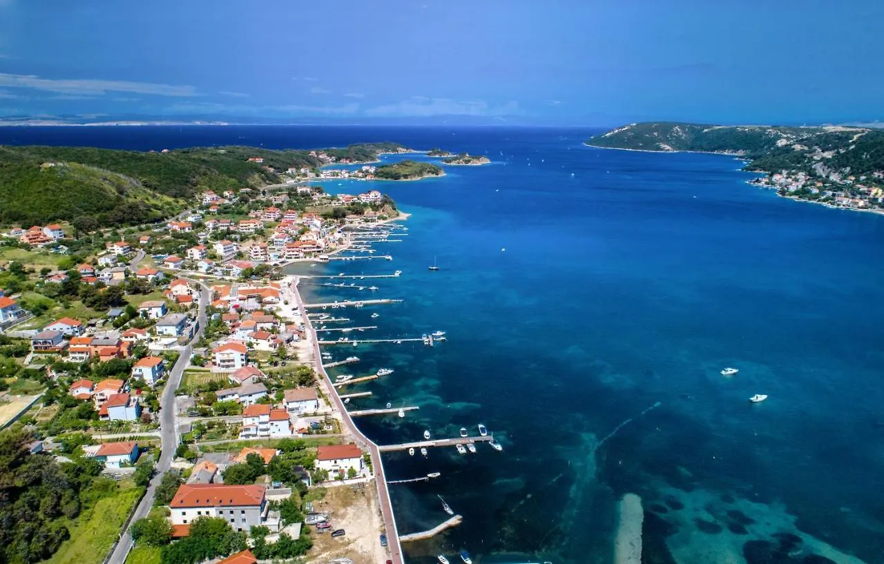 Apartment Supetarska Draga - Donja 2001C 0*,  Croatia