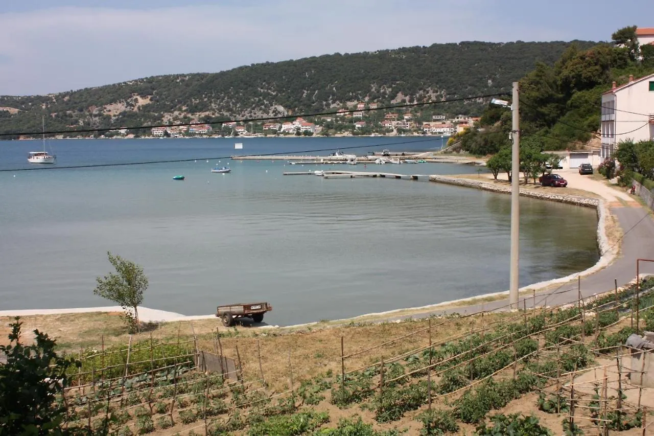 Apartment Supetarska Draga - Donja 2001C