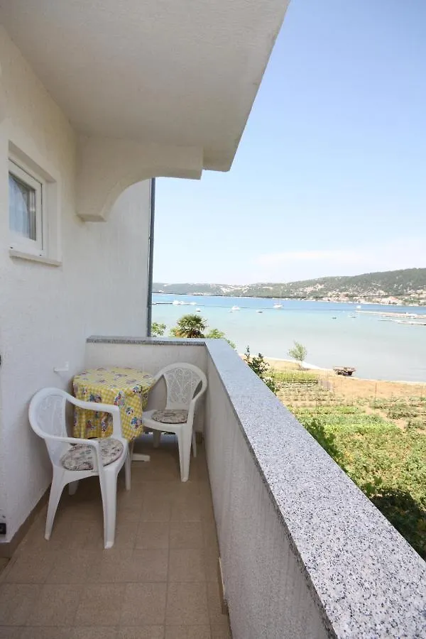 Apartment Supetarska Draga - Donja 2001C