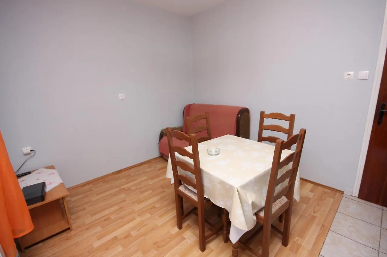Apartment Supetarska Draga - Donja 2001C Croatia