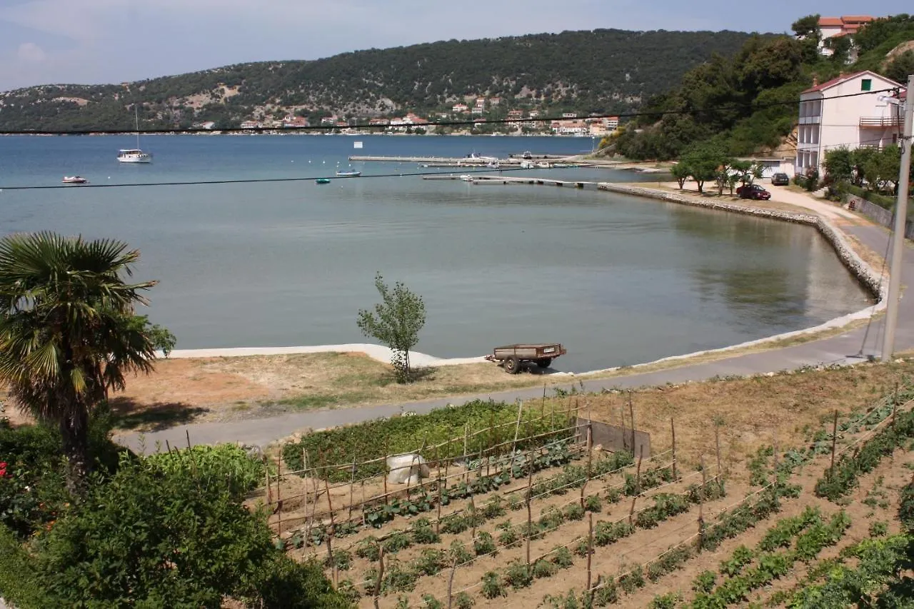Apartment Supetarska Draga - Donja 2001C 0*,